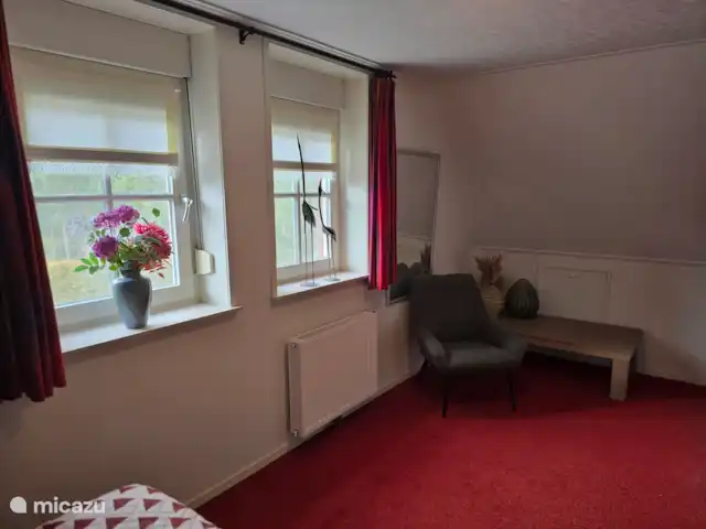 DE zithoek in de slaapkamer